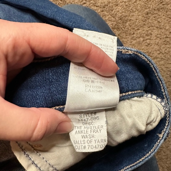 Mother Denim The Huster Ankle Fray - Picture 15 of 15